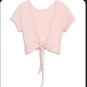 lululemon light pink cropped open back top size 2